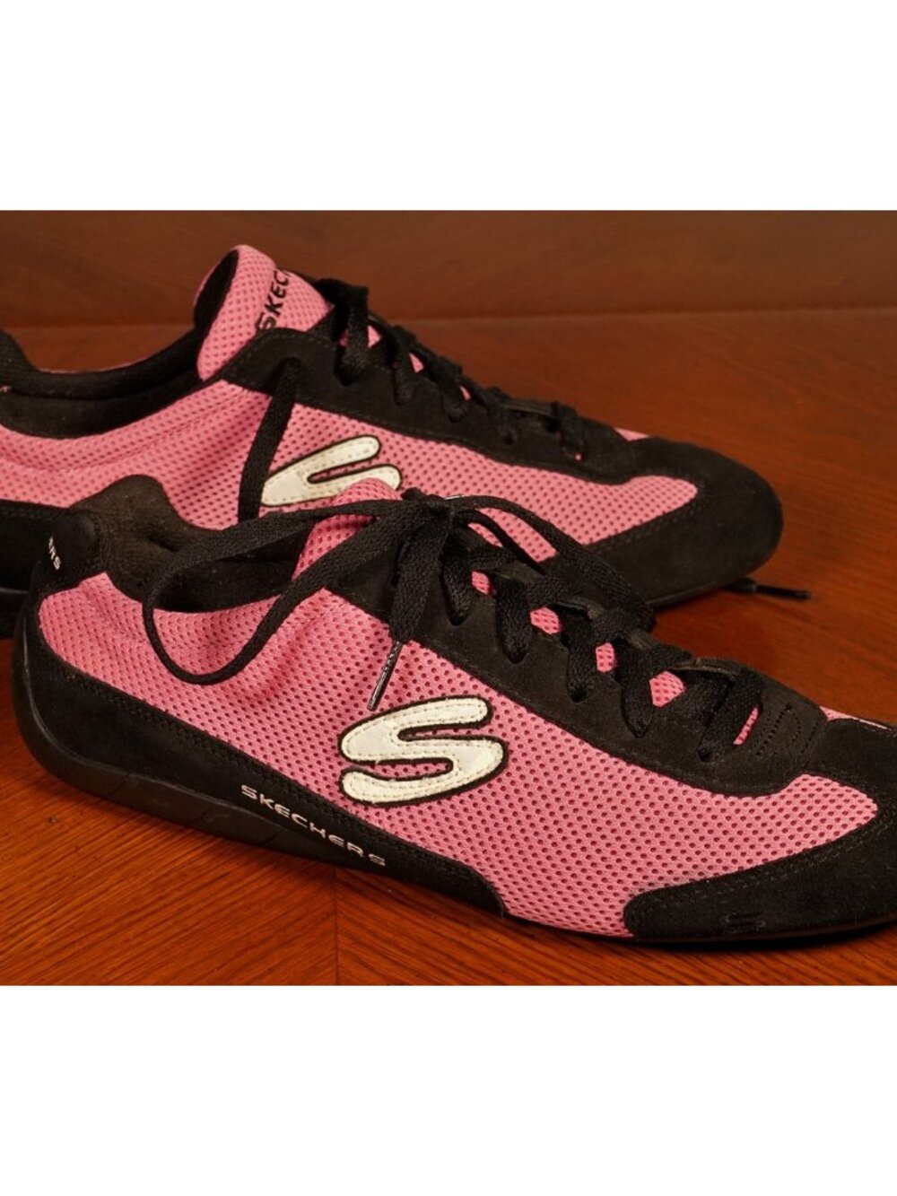 Skechers Women’s Vintage Pink Black Sneakers Size 11 Style 21636 BKHP RARE HTF